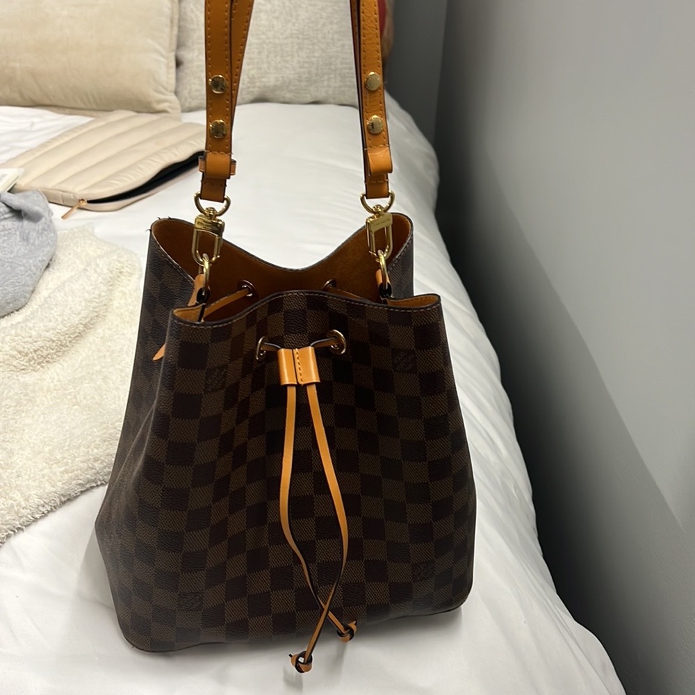 authentic louis vuitton NéoNoé MM bag - Picture 6 of 7